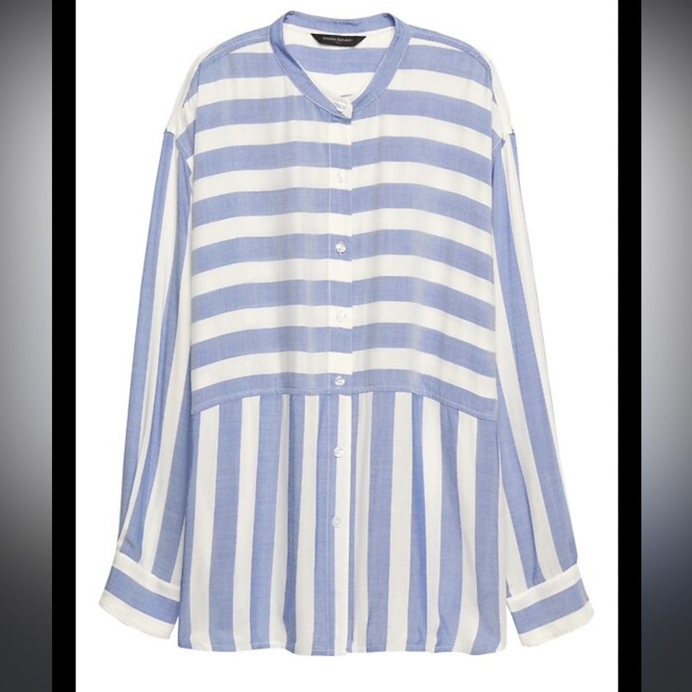 Banana Republic Top! 180 - Picture 2 of 5